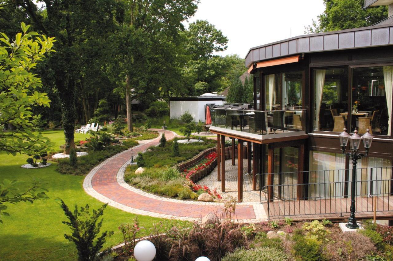 Golf- Und Wellnesshotel Amtsheide Bad Bevensen Exterior photo