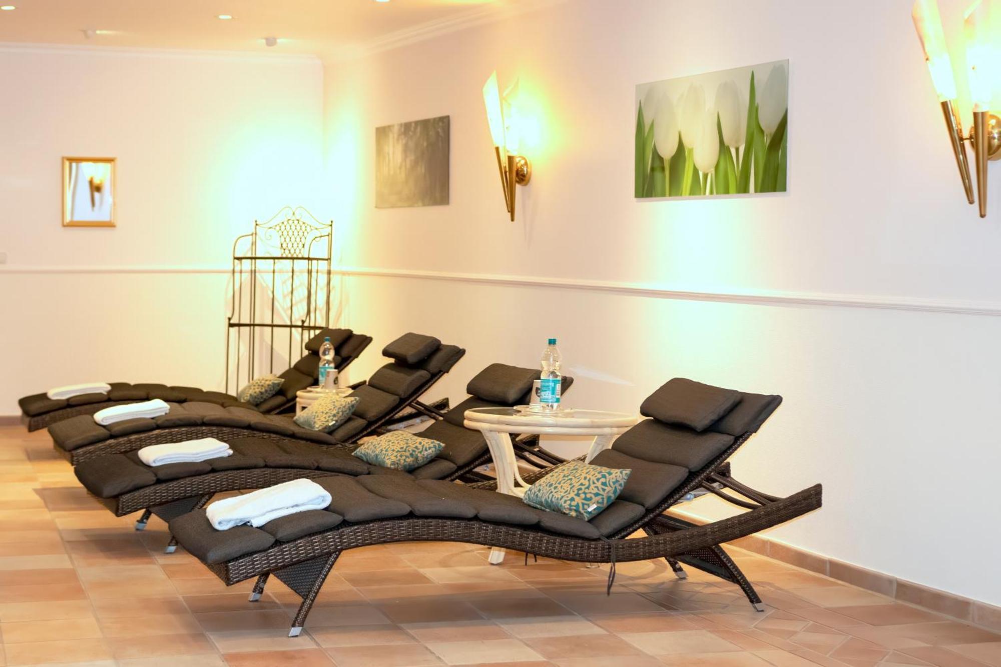Golf- Und Wellnesshotel Amtsheide Bad Bevensen Exterior photo